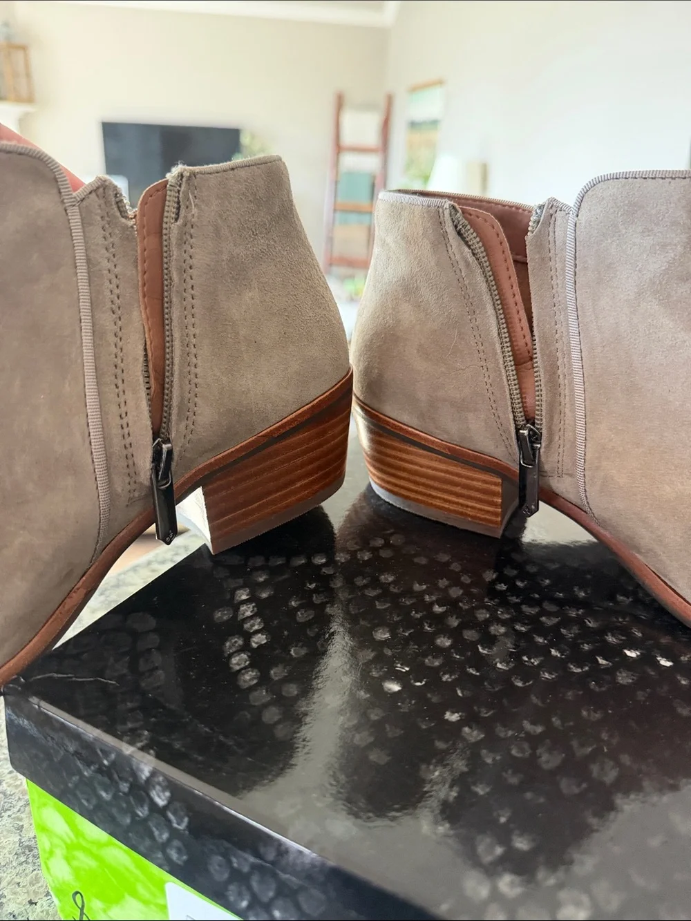 EUC/LNIB, Sam Edelman Petty Suede Ankle Booties in Putty Suede